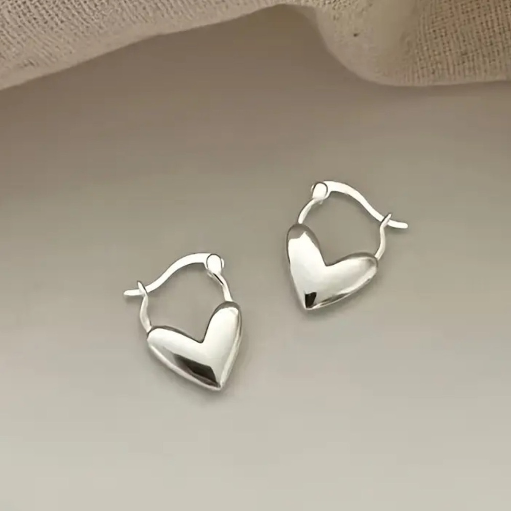 New Sterling Silver 925 heart hoop earrings set